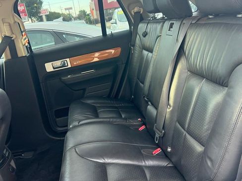 Used 2010 Lincoln MKX 2WD image 6