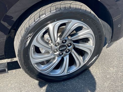 Used 2022 Lincoln Navigator Reserve image 33