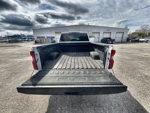 Used 2023 Chevrolet Silverado 2500 LT image 24