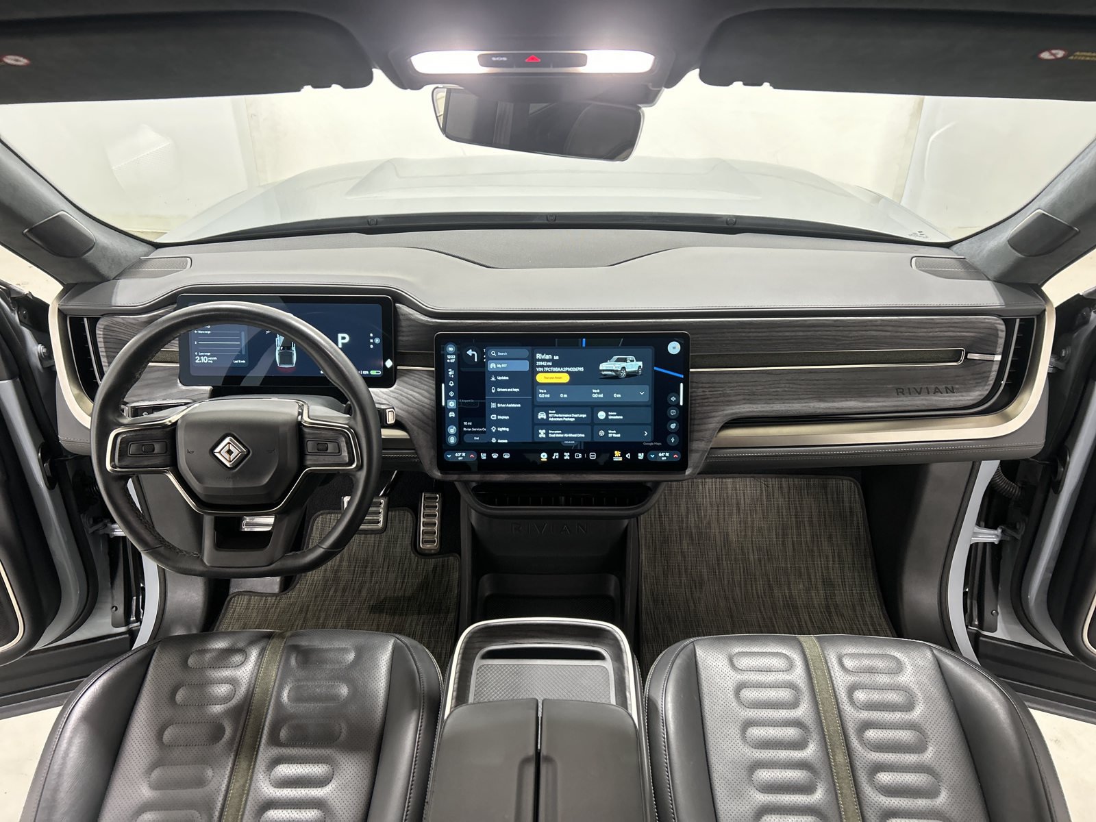 Used 2023 Rivian R1T Adventure Dual AWD/4WD image 25