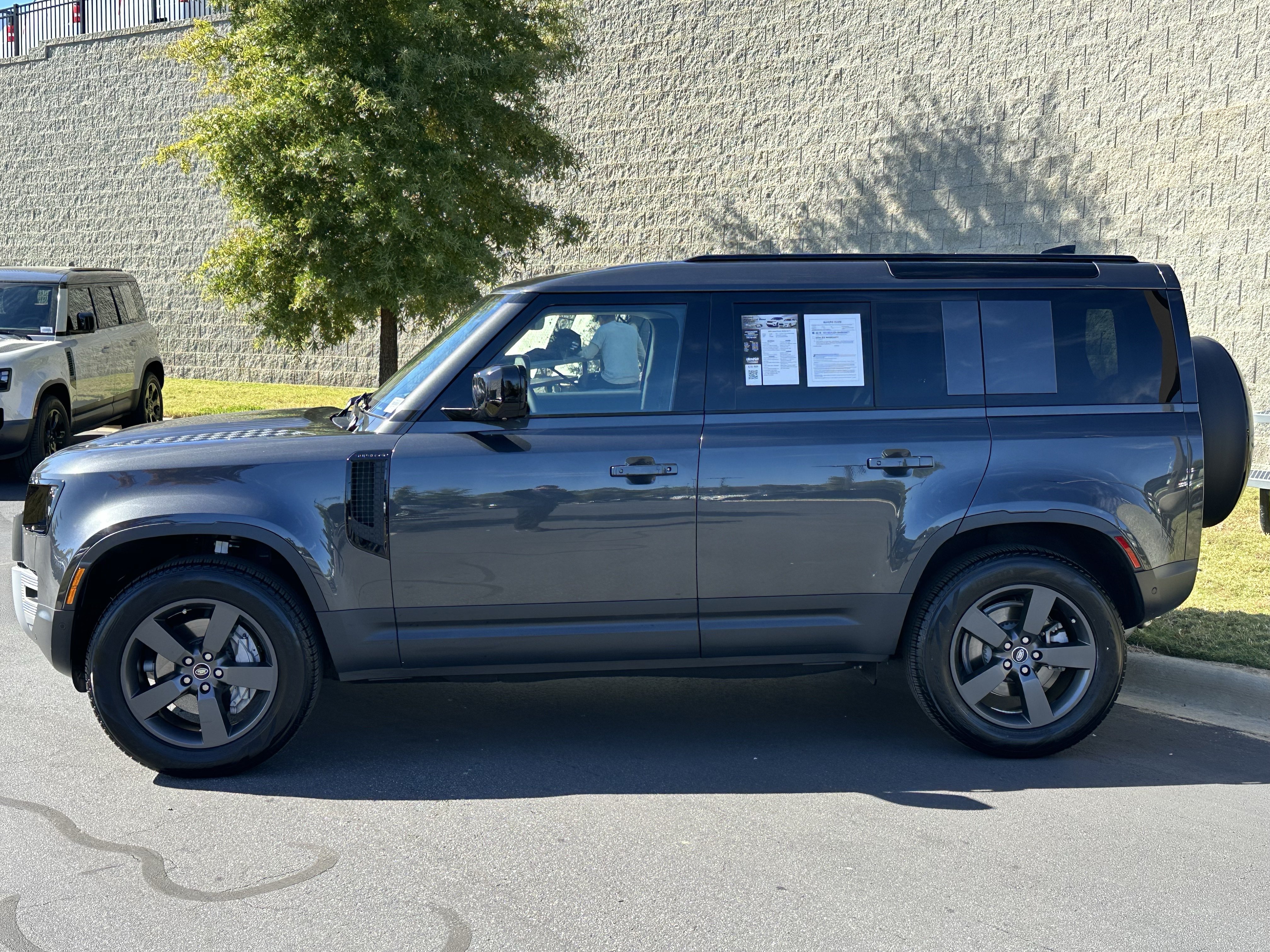 Certified 2025 Land Rover Defender 110 S AWD/4WD image 4