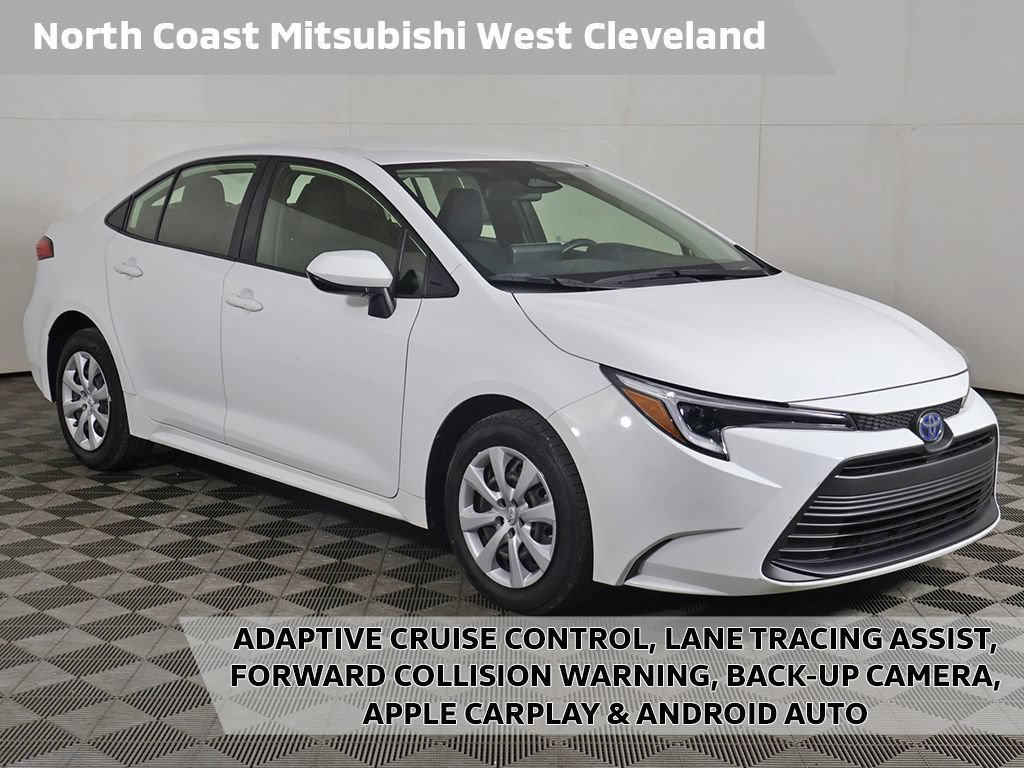 Used 2024 Toyota Corolla LE FWD image 1