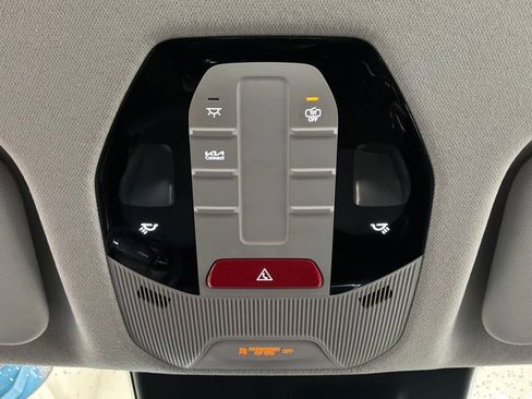 Used 2025 Kia K4 FWD image 16