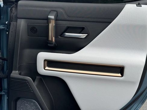 Used 2024 GMC Hummer EV 3X w/ Omega Edition AWD/4WD image 22