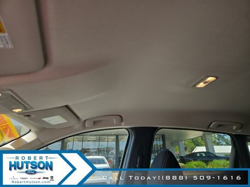 Used 2025 Nissan Kicks SV w/ Illumination Package FWD image 21