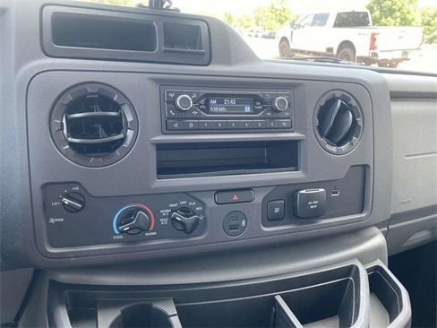 New 2025 Ford E-450 and Econoline 450 Super Duty w/ Power Equipment Group image 39