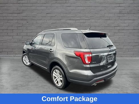 Used 2019 Ford Explorer XLT w/ Equipment Group 202A AWD/4WD image 5