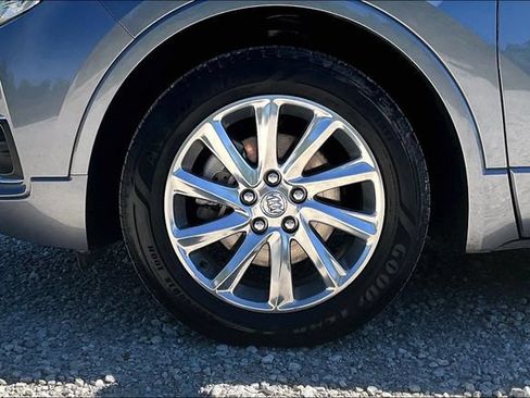 Used 2020 Buick Envision Essence AWD/4WD image 8