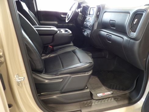 Used 2023 Chevrolet Silverado 1500 Custom Trail Boss w/ LPO, Dark Essentials Package image 20