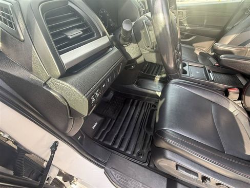 Used 2025 Honda Odyssey Sport-L image 13