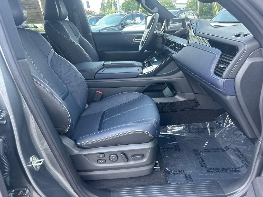 Certified 2026 INFINITI QX80 4WD w/ Sport Exterior Package image 11