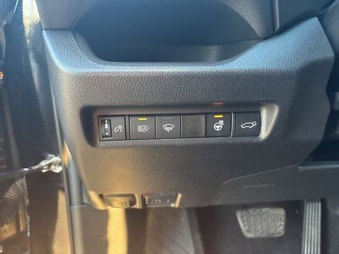 Used 2021 Toyota RAV4 XLE image 44