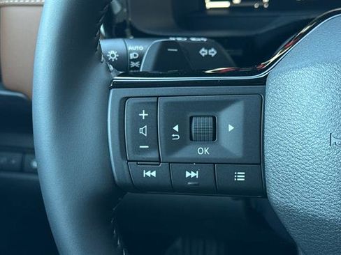 New 2026 Nissan Pathfinder Platinum image 27