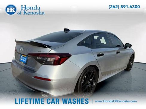 Used 2025 Honda Civic Sport image 6