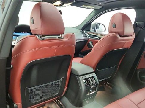 Used 2025 BMW X4 xDrive30i image 32