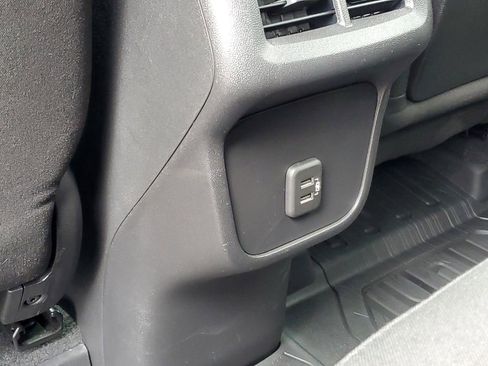 Used 2023 GMC Terrain SLE w/ Driver Convenience Package FWD image 29