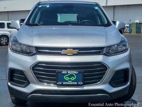 Certified 2018 Chevrolet Trax LS AWD/4WD image 5