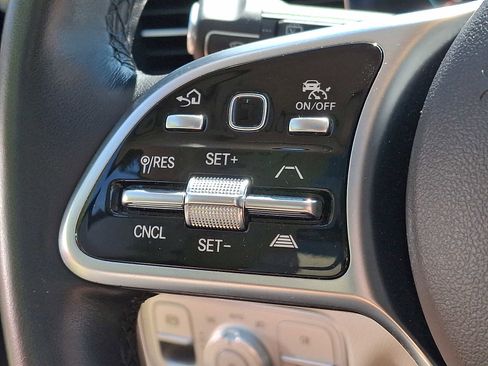 Certified 2022 Mercedes-Benz GLS 450 4MATIC image 17