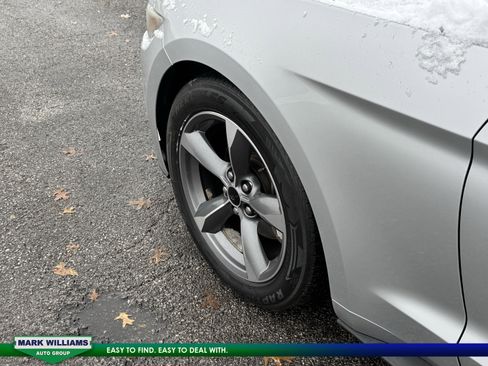 Used 2015 Ford Mustang Coupe w/ Equipment Group 051A image 9