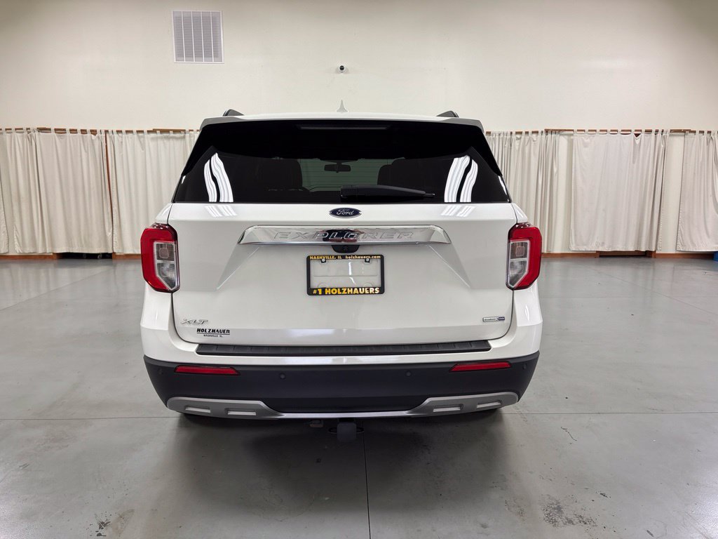 Used 2020 Ford Explorer XLT w/ Equipment Group 202A AWD/4WD image 7