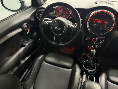 Used 2015 MINI Cooper S image 28