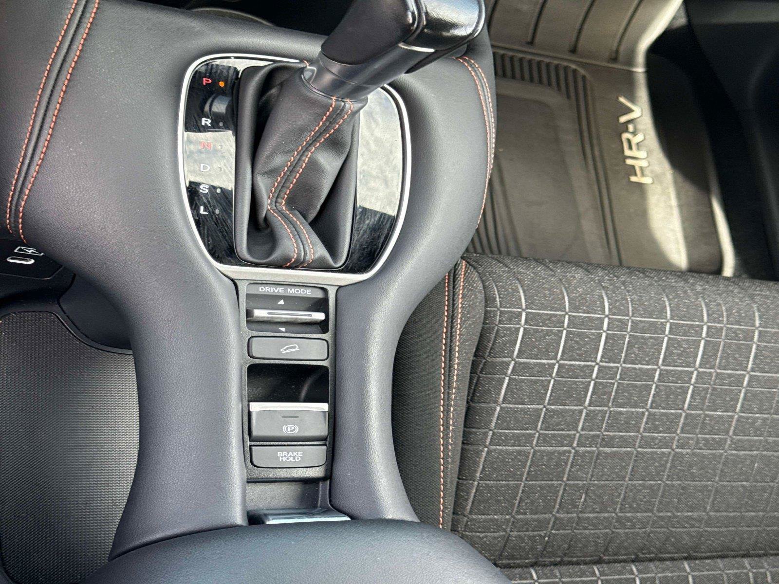 Certified 2024 Honda HR-V Sport image 24