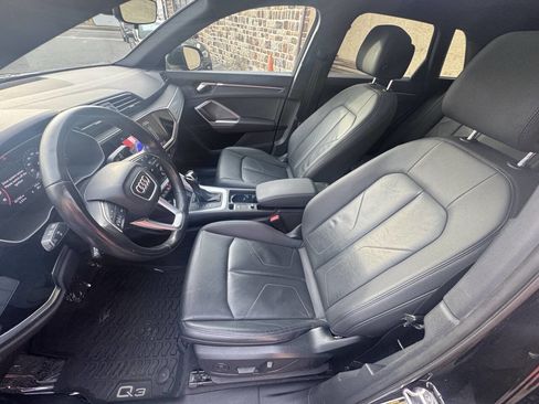 Used 2020 Audi Q3 2.0T Premium w/ Convenience Package image 30