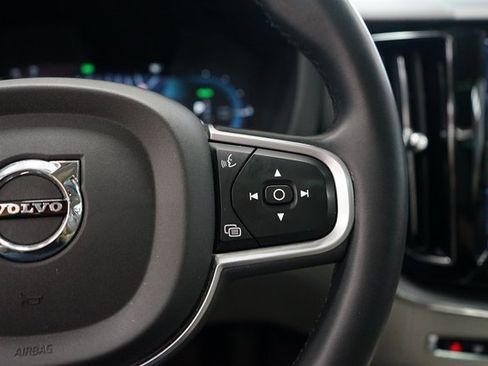 Used 2022 Volvo XC60 T8 Inscription Expression image 35