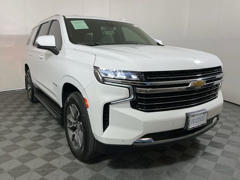 Used 2022 Chevrolet Tahoe LT w/ LT Signature Package image 4