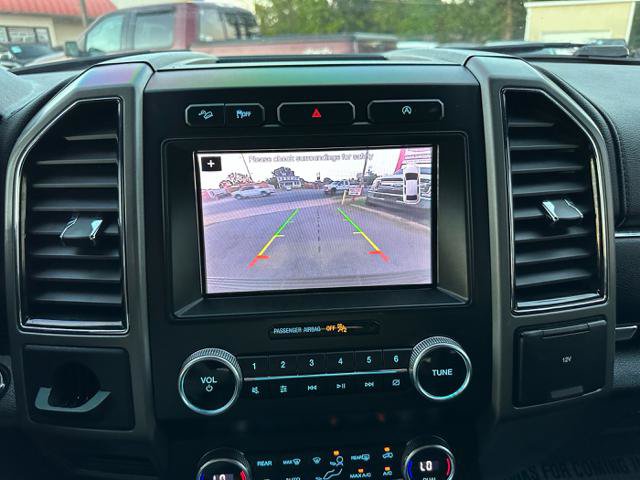 Used 2019 Ford Expedition XLT w/ Equipment Group 202A AWD/4WD image 23