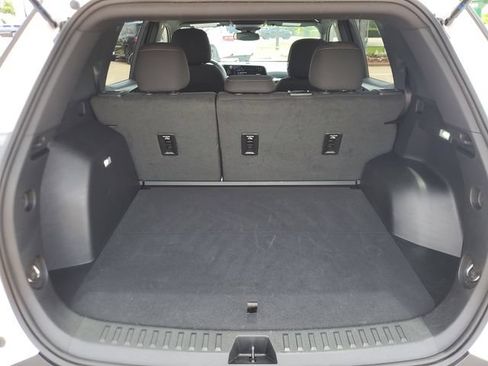 Used 2026 Chevrolet Equinox LT FWD image 6