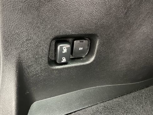 Used 2024 Ford Edge SEL image 28