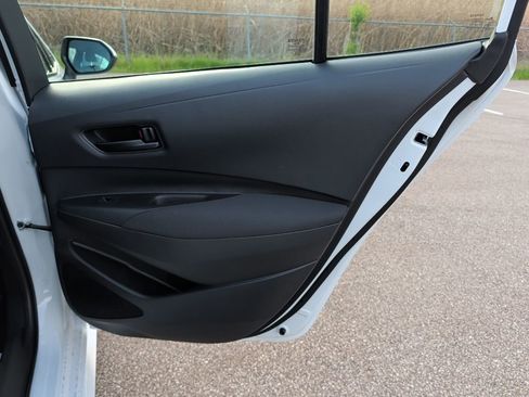 Used 2026 Toyota Corolla LE image 28
