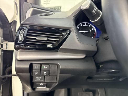 Used 2019 Acura RDX w/ Technology Package AWD/4WD image 14