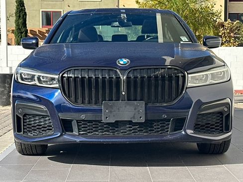 Used 2020 BMW 740i w/ M Sport Package RWD image 8