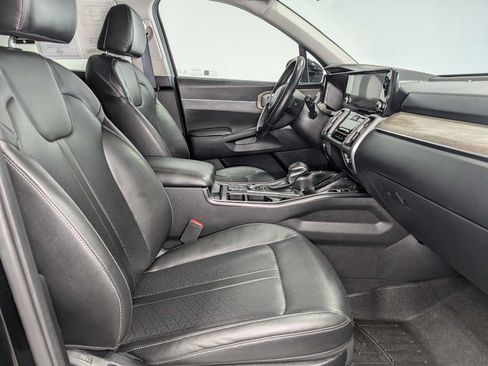 Used 2023 Kia Sorento S AWD/4WD image 43