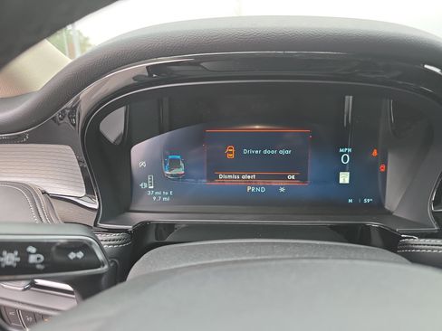 New 2026 Lincoln Corsair Premiere image 18