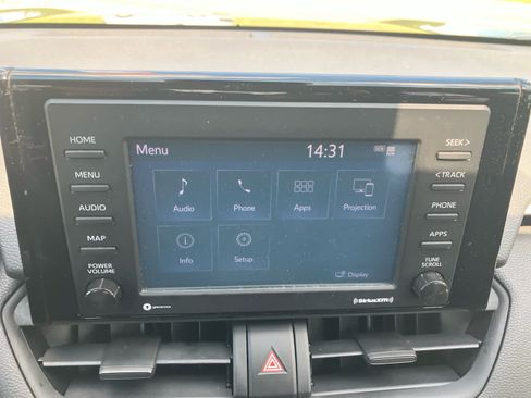 Used 2020 Toyota RAV4 LE w/ All Weather Liner Package AWD/4WD image 20