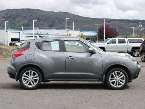Used 2013 Nissan Juke S AWD/4WD image 6
