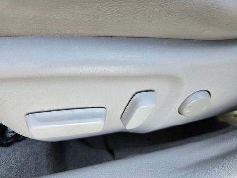 Used 2016 Toyota Camry XLE image 21