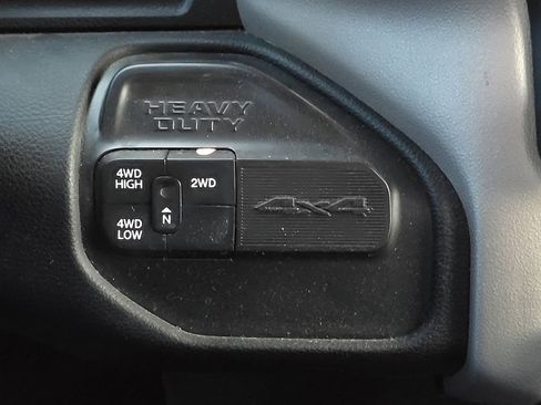 Used 2021 RAM 3500 Laramie image 17