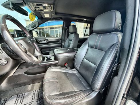 Used 2021 Chevrolet Tahoe RST w/ Luxury Package AWD/4WD image 13