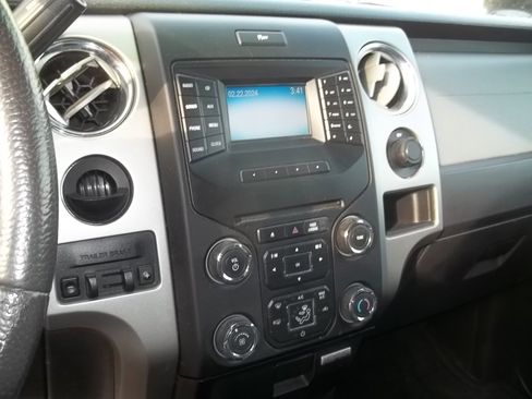 Used 2014 Ford F150 XLT w/ Equipment Group 302A Luxury image 9