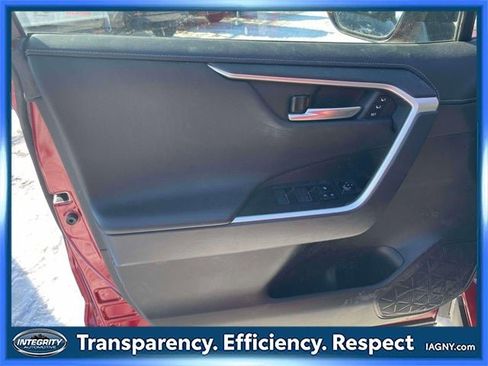 Used 2024 Toyota RAV4 Limited image 16