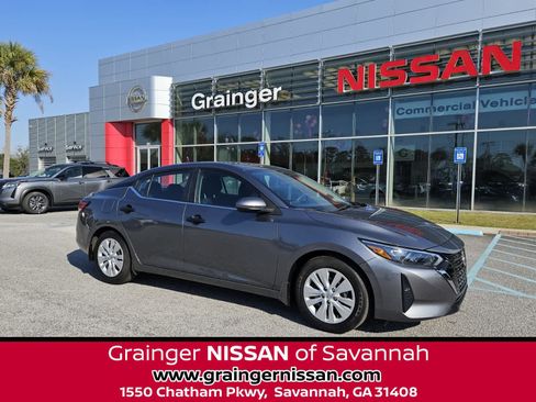 Used 2024 Nissan Sentra S image 1