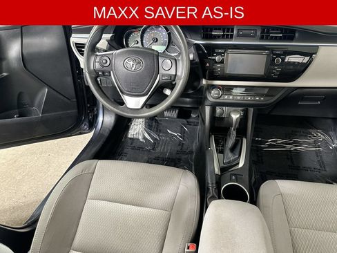 Used 2015 Toyota Corolla LE FWD image 17