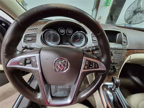 Certified 2013 Buick Regal Premium image 20