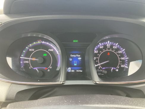 Certified 2017 Toyota Avalon Limited image 10