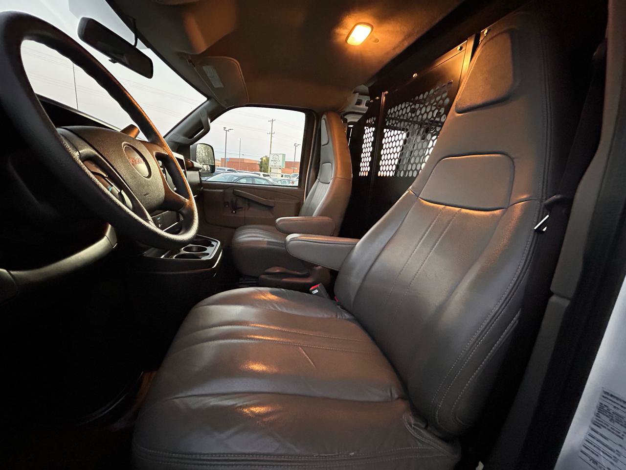 Used 2022 GMC Savana 2500 w/ Driver Convenience Package RWD image 18