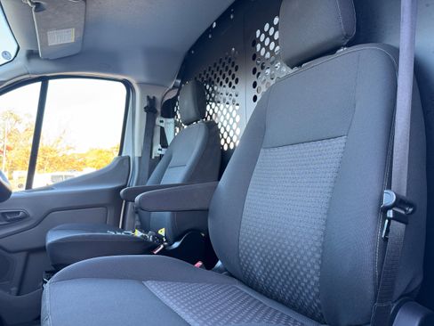 Used 2023 Ford Transit 250 XL w/ Exterior Upgrade Package image 3